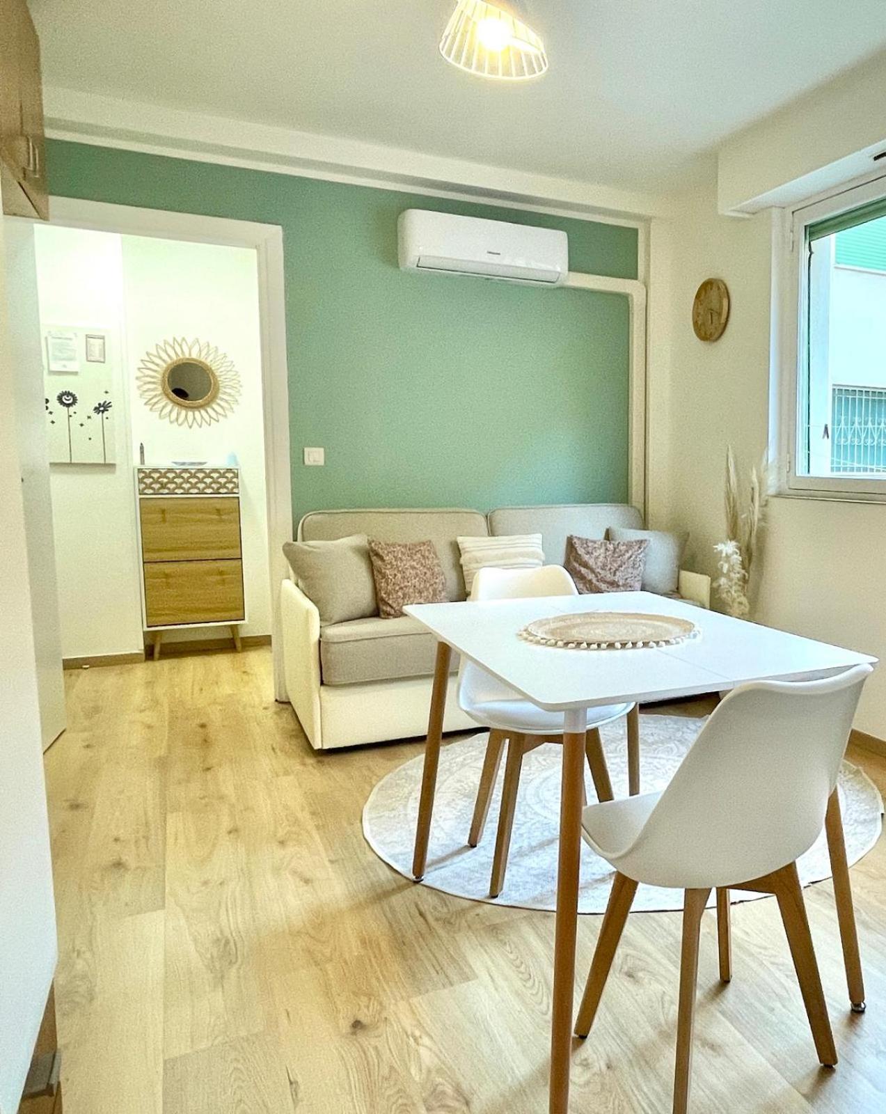Appartement Cas'Azur à Menton Extérieur photo